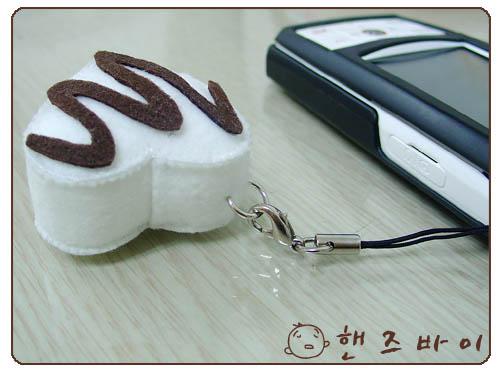 http://blog.daum.net/smile1wj/7845361 넘먹고싶어 화이트 초콜릿 휴대폰고리 : 예쁜 휴대폰 액세서리, 휴대폰고리