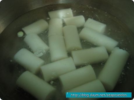 칼칼한 매운 맛 떡볶이