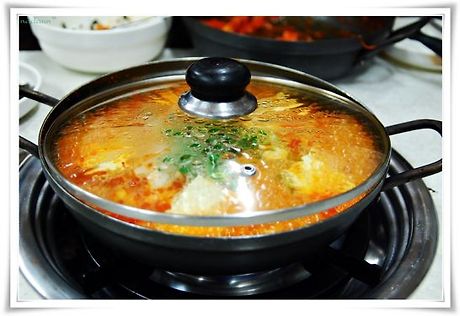 시골통돼지볶음 이미지